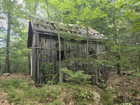 37 Shady Ln, Tilton, NH 03276 photo 3
