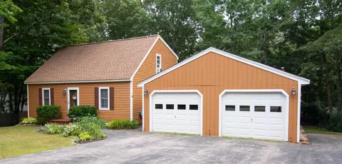 Exterior - 66 Dorothy Dr, Epping, NH 03042 photo 2 of 10