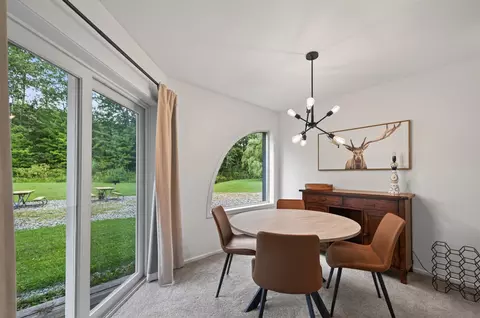 Dining - 2 Carinthia Rd # M, Dover, VT 05356 photo 1 of 1
