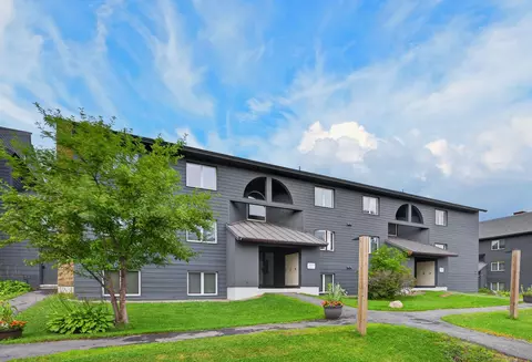 Exterior - 2 Carinthia Rd # M, Dover, VT 05356 photo 1 of 5