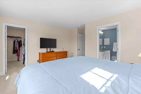 Bedroom - 285 Zephyr Rd, Williston, VT 05495 photo 2 of 4