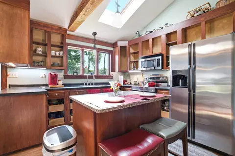 Kitchen - 89 Prescott Rd, Brentwood, NH 03833 photo 6 of 8