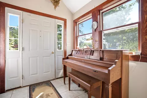 Entry Way - 89 Prescott Rd, Brentwood, NH 03833 photo 1 of 1