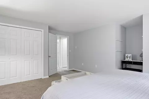 Bedroom - 7 Westview Rd, Brookline, NH 03033 photo 6 of 10
