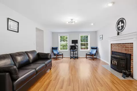 Living - 7 Westview Rd, Brookline, NH 03033 photo 1 of 5