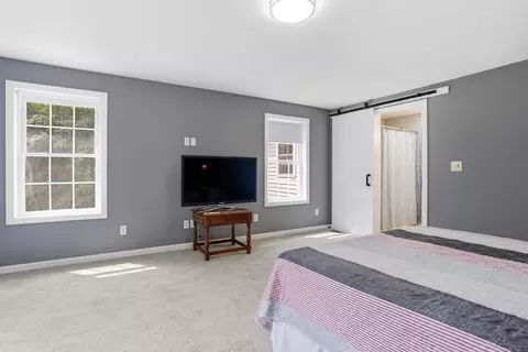 Bedroom - 7 Westview Rd, Brookline, NH 03033 photo 3 of 10