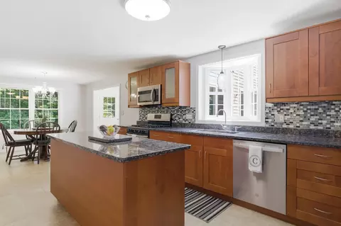Kitchen - 7 Westview Rd, Brookline, NH 03033 photo 3 of 6