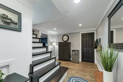 Entry Way - 10 Tonga Dr, Bow, NH 03304 photo 10 of 11