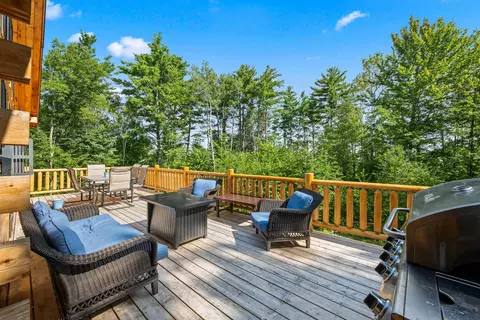 Exterior - 73 Ridge Rd, Bethlehem, NH 03574 photo 3 of 9