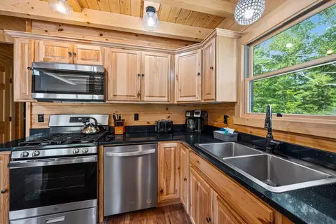 Kitchen - 73 Ridge Rd, Bethlehem, NH 03574 photo 3 of 4