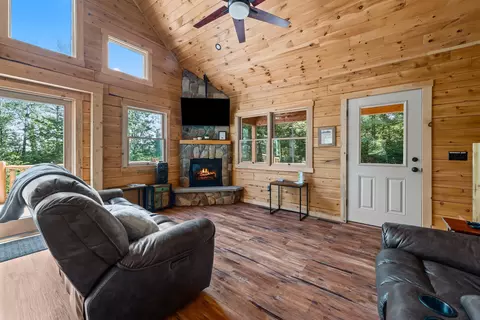 Living - 73 Ridge Rd, Bethlehem, NH 03574 photo 1 of 6