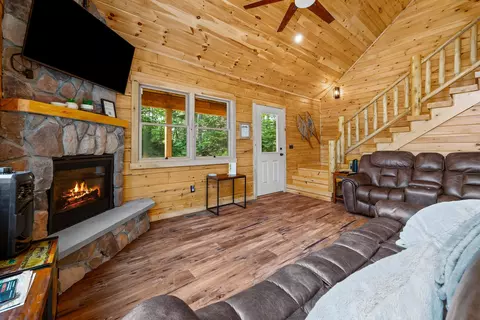 Living - 73 Ridge Rd, Bethlehem, NH 03574 photo 2 of 6