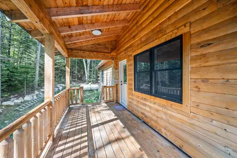 Exterior - 73 Ridge Rd, Bethlehem, NH 03574 photo 4 of 9