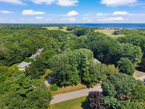 11 Great Gate Dr, Hampton, NH 03842 photo 4