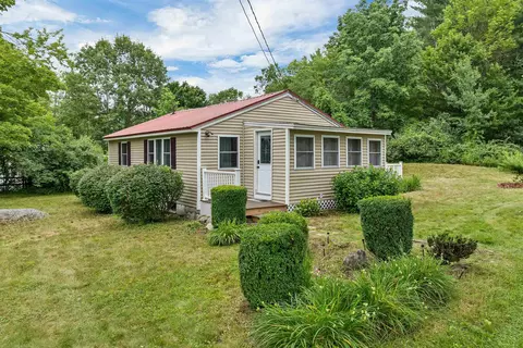 19 Gile Pond Rd, Franklin, NH 03235