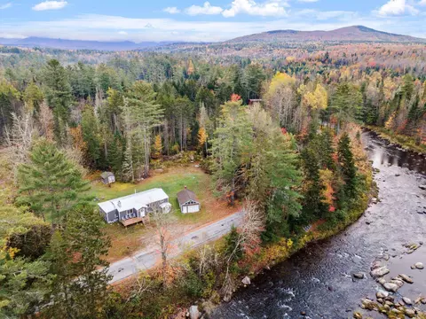 680 Wing Rd, Bethlehem, NH 03574