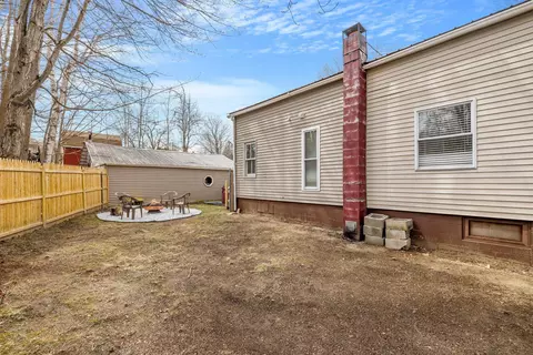 Exterior - 46 Elm St, Bethlehem, NH 03574 photo 3 of 10