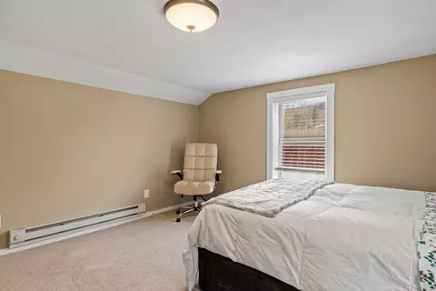 Bedroom - 46 Elm St, Bethlehem, NH 03574 photo 8 of 10