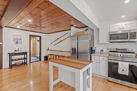 Kitchen - 46 Elm St, Bethlehem, NH 03574 photo 3 of 5