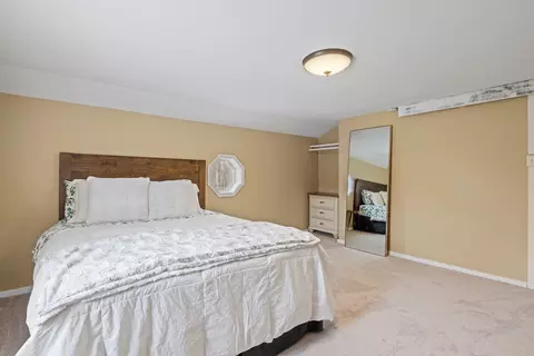 Bedroom - 46 Elm St, Bethlehem, NH 03574 photo 9 of 10