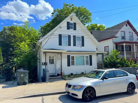 447 Hanover St, Manchester, NH 03104