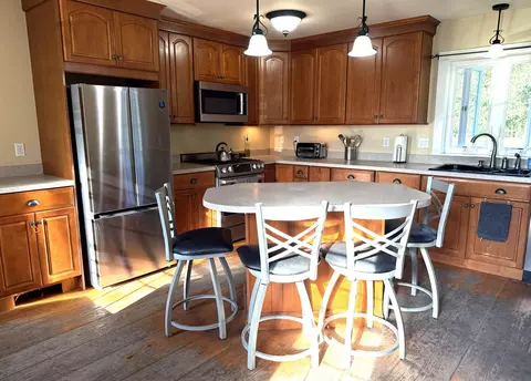 Kitchen - 284 South Rd, Brentwood, NH 03833 photo 1 of 2
