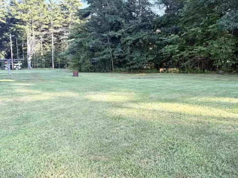 Exterior - 284 South Rd, Brentwood, NH 03833 photo 3 of 15