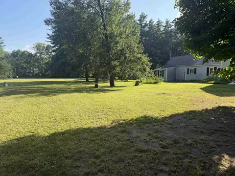 Exterior - 284 South Rd, Brentwood, NH 03833 photo 10 of 15