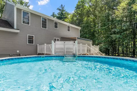 Exterior - 10 Westview Rd, Brookline, NH 03033 photo 6 of 13