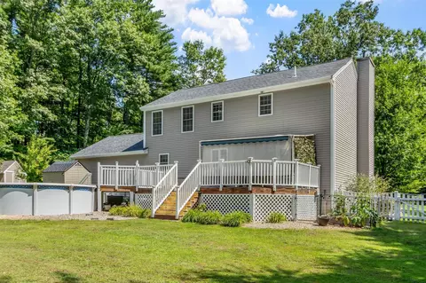 Exterior - 10 Westview Rd, Brookline, NH 03033 photo 8 of 13