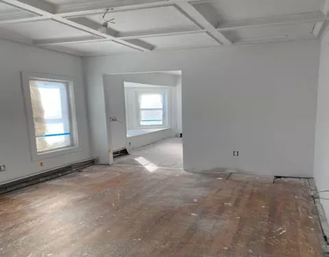 Living - 101 Maple St, Berlin, NH 03570 photo 7 of 7