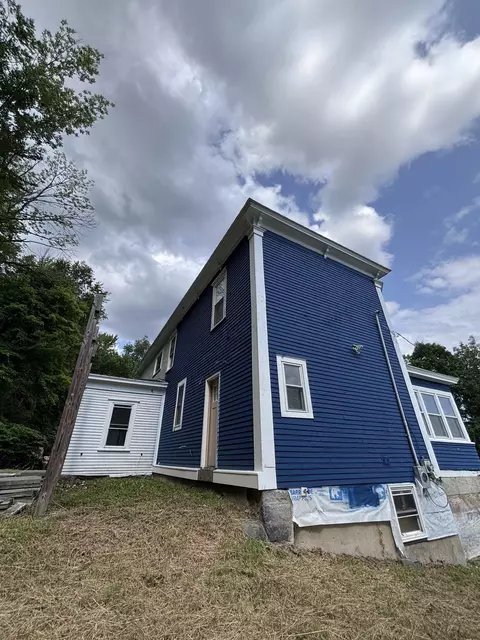 Exterior - 101 Maple St, Berlin, NH 03570 photo 7 of 8