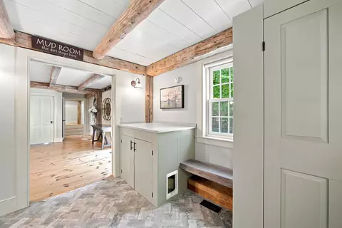 Entry Way - 369 Stoddard Rd, Wolfeboro, NH 03894 photo 8 of 8