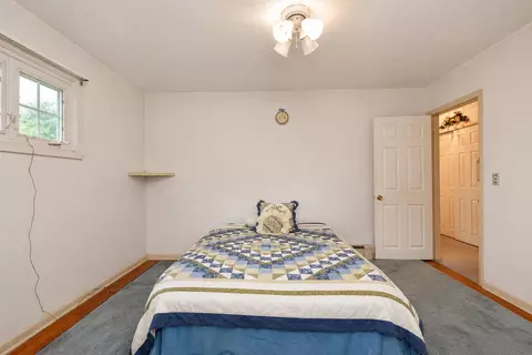 Bedroom - 123 Raceway Rd, Jericho, VT 05465 photo 2 of 6