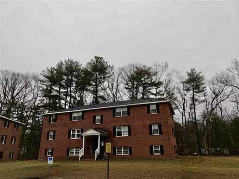 21 Folly Mill Ter #5E, Seabrook, NH 03874