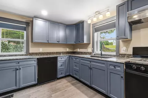 3 Laplante Rd, Lebanon, NH 03766