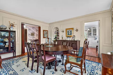 Dining - 61 Ormsbee Ave, Proctor, VT 05765 photo 1 of 2
