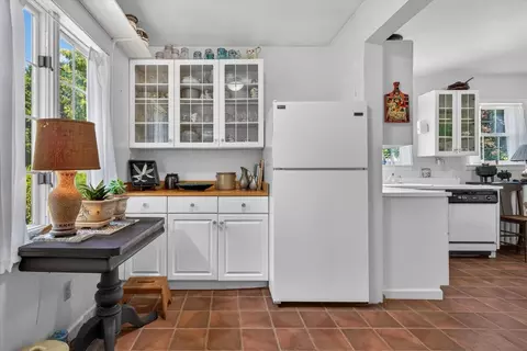 Kitchen - 61 Ormsbee Ave, Proctor, VT 05765 photo 6 of 7