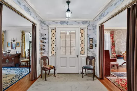 Entry Way - 61 Ormsbee Ave, Proctor, VT 05765 photo 1 of 6