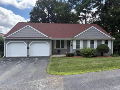 4 Ivy Ln, Nashua, NH 03063