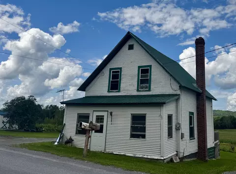 166 Perley Rd, Berkshire, VT 05447