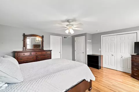 Bedroom - 30 Pearson Way, Epping, NH 03042 photo 4 of 4