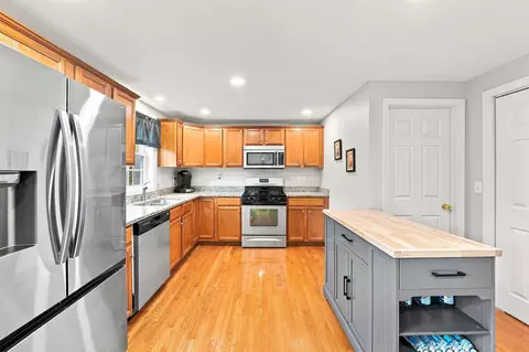 Kitchen - 30 Pearson Way, Epping, NH 03042 photo 1 of 4