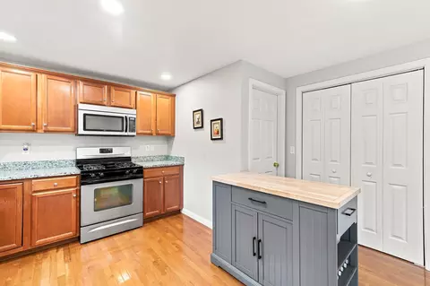 Kitchen - 30 Pearson Way, Epping, NH 03042 photo 4 of 4