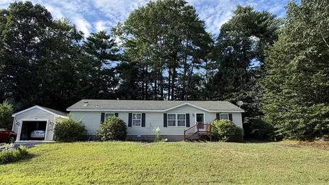 31 Osprey Rd, Alton, NH 03809