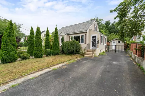 100 S Lincoln St, Manchester, NH 03103