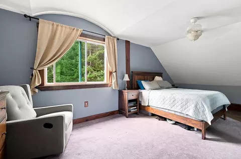 Bedroom - 32 Flutter St, Nottingham, NH 03290 photo 6 of 7