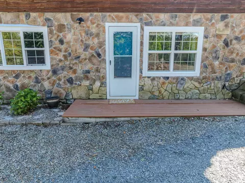 Exterior - 189 Plain Rd, Bath, NH 03740 photo 11 of 12