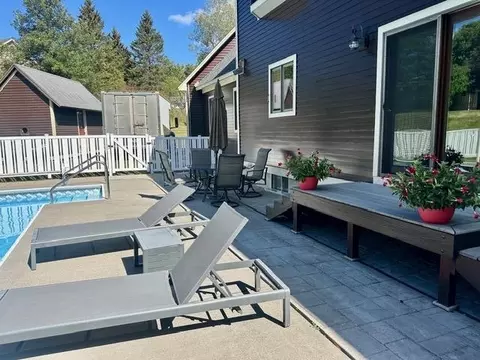 Exterior - 21 Meadow Dr, Jericho, VT 05465 photo 17 of 18