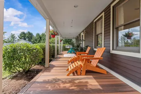 Exterior - 21 Meadow Dr, Jericho, VT 05465 photo 3 of 18